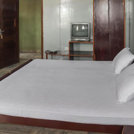 Spot On 49477 Hotel Galaxy Dimāpur Buitenkant foto