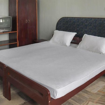 Spot On 49477 Hotel Galaxy Dimāpur Buitenkant foto