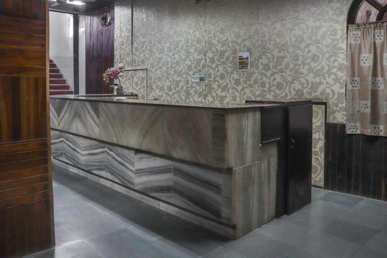 Spot On 49477 Hotel Galaxy Dimāpur Buitenkant foto