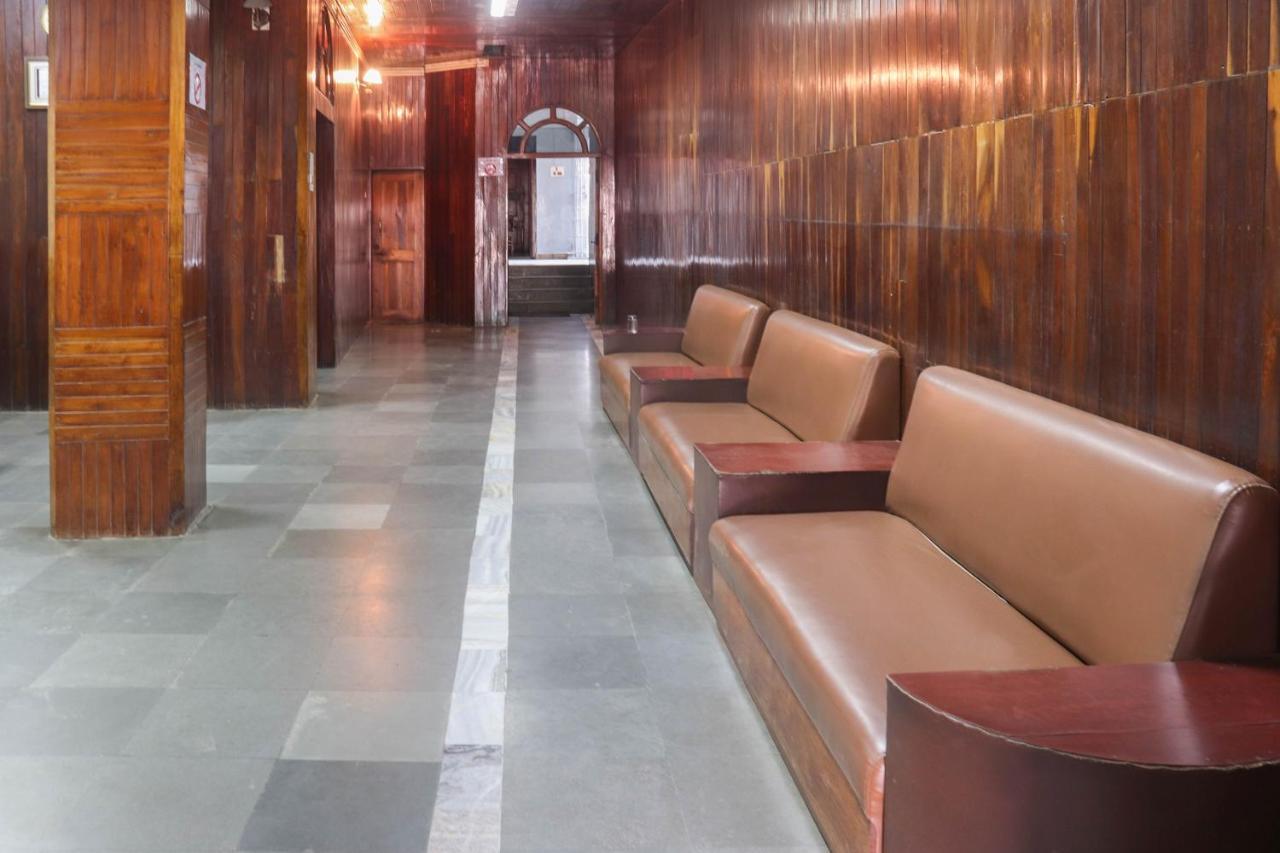 Spot On 49477 Hotel Galaxy Dimāpur Buitenkant foto